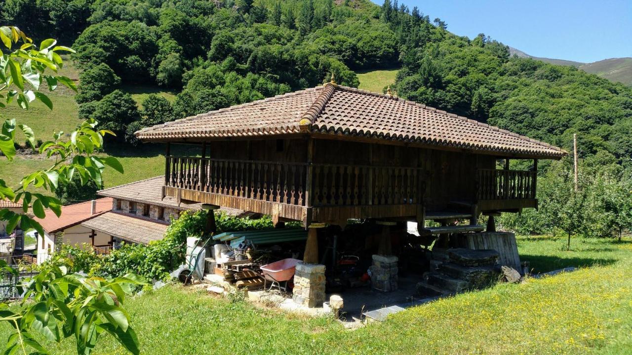 شقة Casa Gayon Pola de Allande المظهر الخارجي الصورة